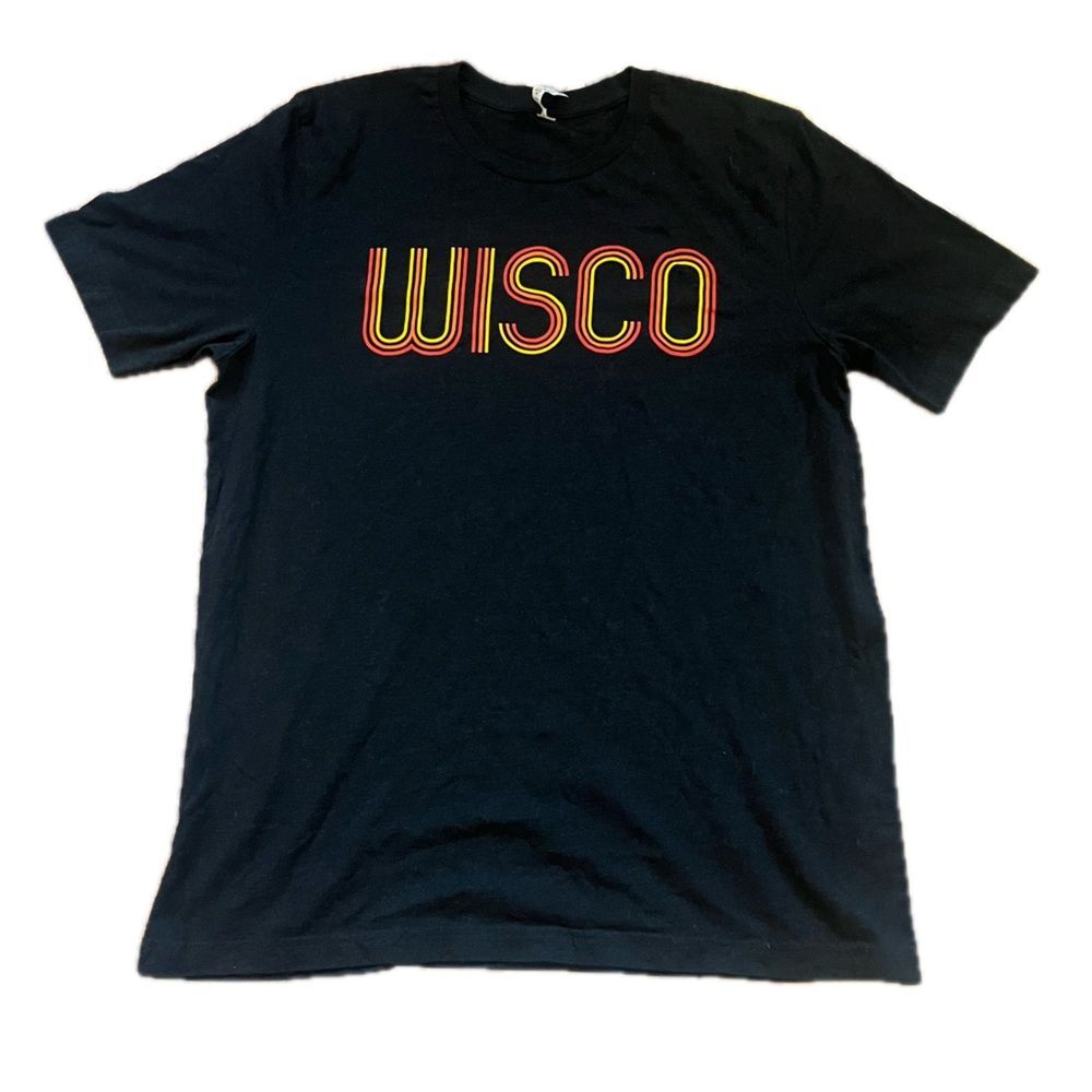 Wisconsin Wisco Black Graphic T-Shirt Red and Yellow Lettering XL